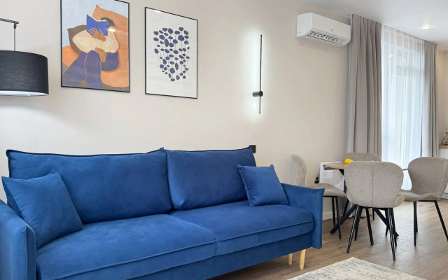 Квартира Уютная с Видом на Море и Русский Мост