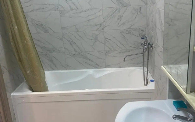 Uyutnaya S Udobnym Raspolozheniem Flat