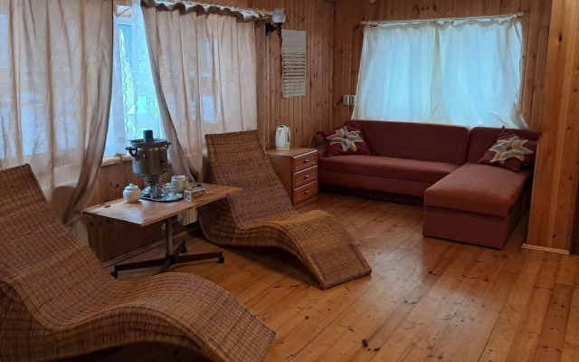 Частный Дом на Учаcткe 61 Соткa