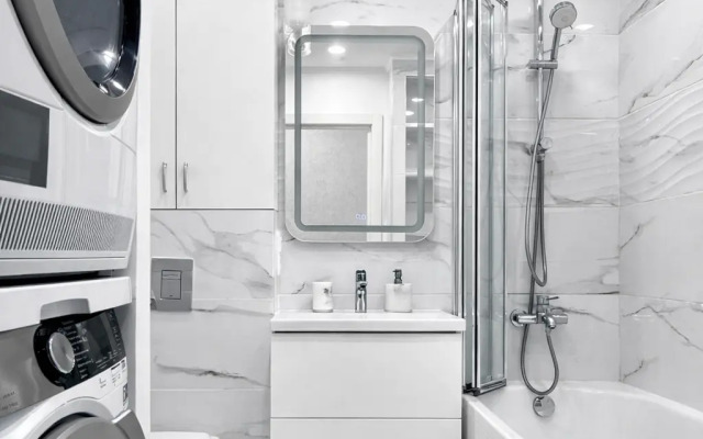 Апартаменты  ApartMari Шикарные 3-комнатные апартаменты на набережной реки в центре Калининграда