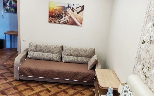 "Anglijskaya Kvartira V Tsentre" Apartments