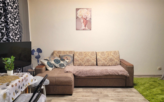 Квартира Home Time Apart для 3 гостей у Луговой площади