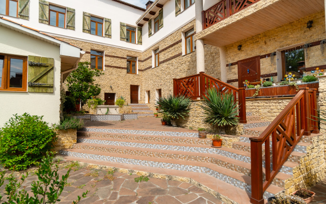 Rahil Guest House