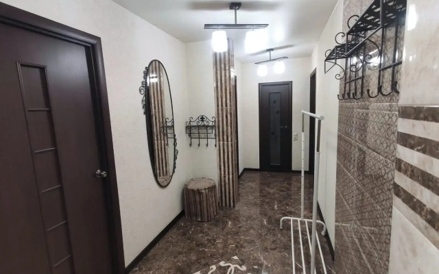 Trekhkomnatnaya Na Vilnyusskoy Flat