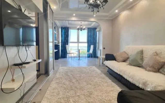 Квартира 2-комнатная на Соборная Улица, 5/7