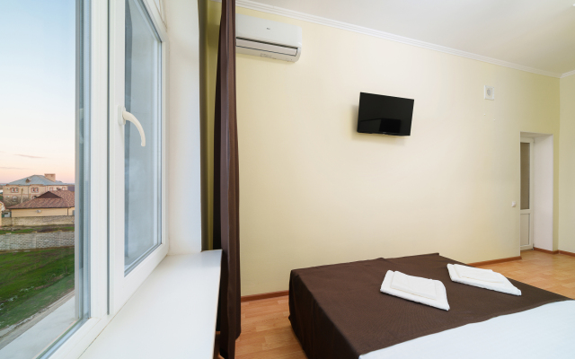 Lipatov Guest House