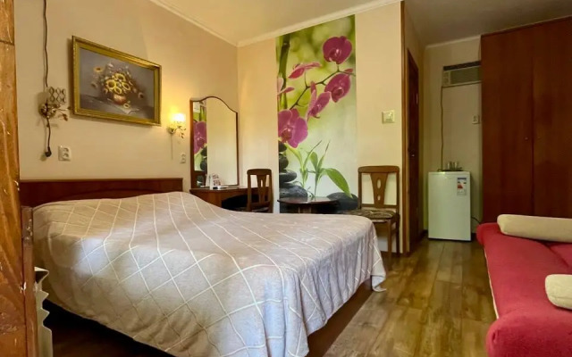 Gavan-Adler living quarters