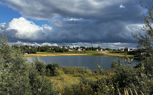 Частный дом Lakeside house