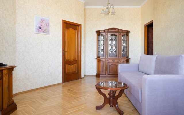 Апартаменты  1912 с видом на крыши Петроградки и Телебашню