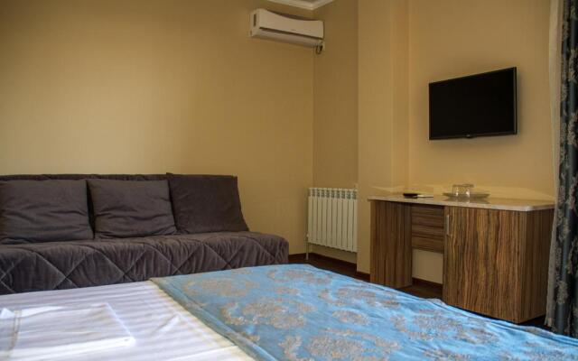 San Arda Hotel