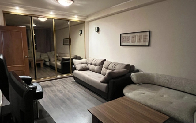 67 Two-Room Apartment Noviy Arbat