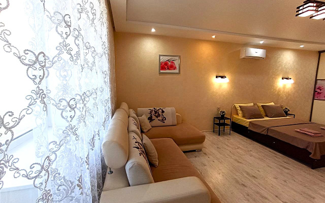 Na bulvare 30- letiya Pobedy Flat