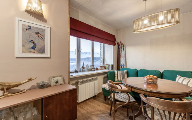 2-komn Nostal'giya s Vidom Na Goru Flat