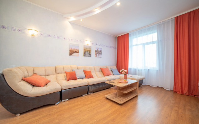 Апартаменты Радищева 12 трехкомнатная