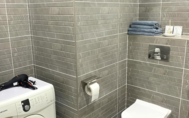 Квартира у метро в 5 минутах от центра города