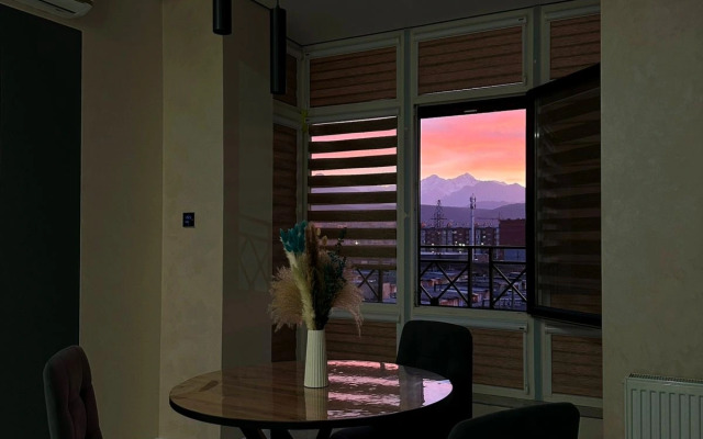 Апартаменты Уютная студия в ЖК 5 звезд