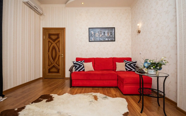 Tsentr Rostova, Teatralnaya Ploschad Flat