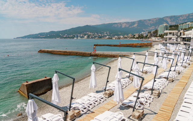 Квартира двухуровневая с панорамным видом на море