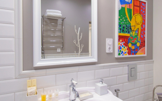 Dizaynerskie Matisse Apart s vydelennoy zonoy spalni Apartments