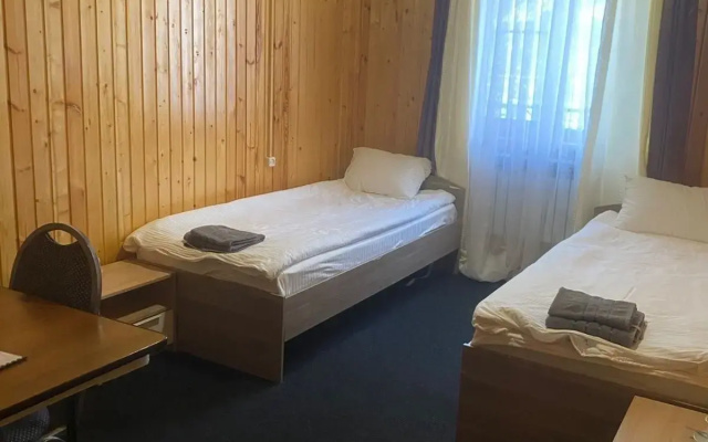 Частный дом с банкетным залом