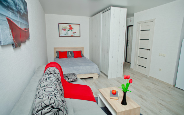 Na Penzenskoy Ulitse Flat