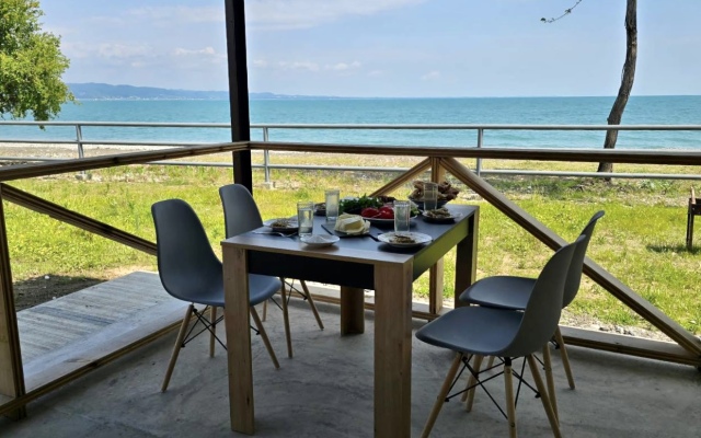 U Morya Sunrise Hotel