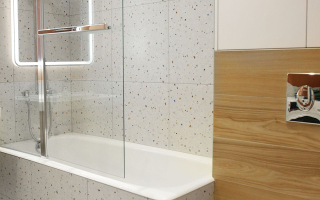 Апартаменты с отдельной спальней в сердце города