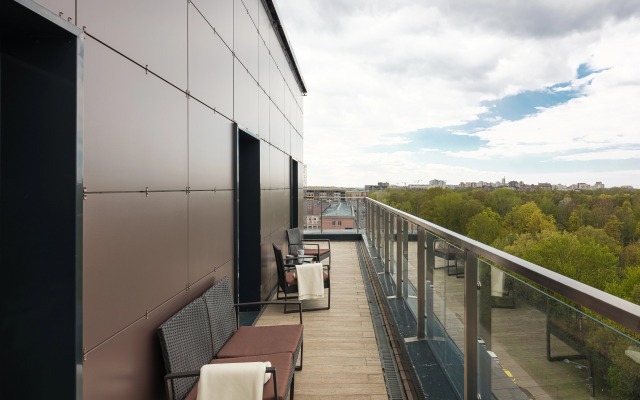 Апартаменты Avenue с большой террасой