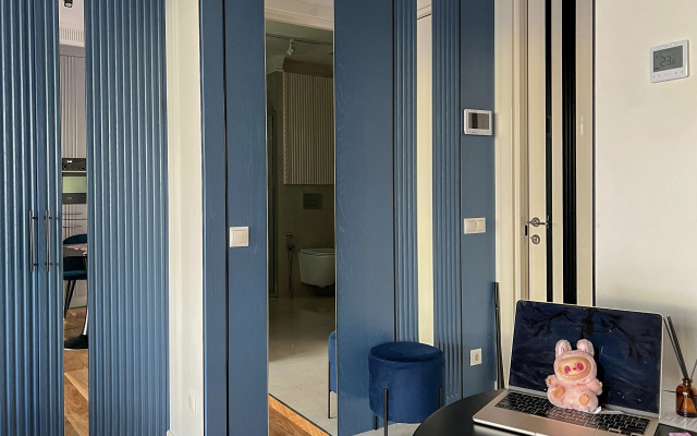 Апартаменты Сияющий Синий Апартамент на 30 Этаже Москва-Сити