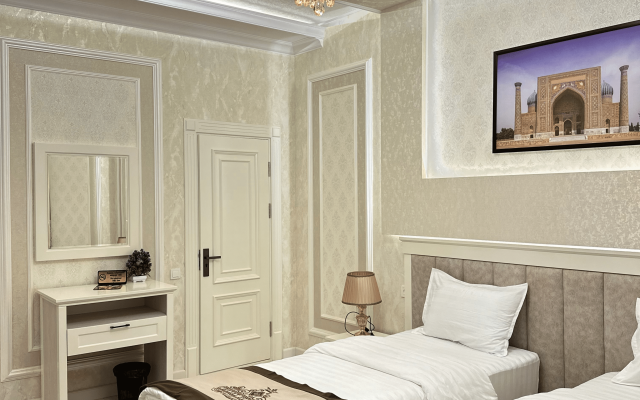 Hayat Plaza Hotel & Spa