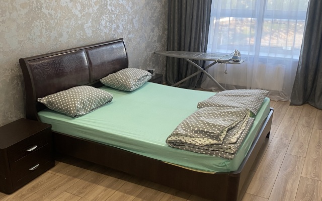 Na Anasa Tazetdinova 1 Flat