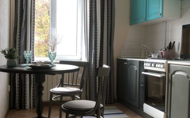 V Samom Tsentre Goroda Flat