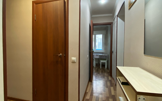 Dvukhkomnatnye Na Vishnevoy Apartments