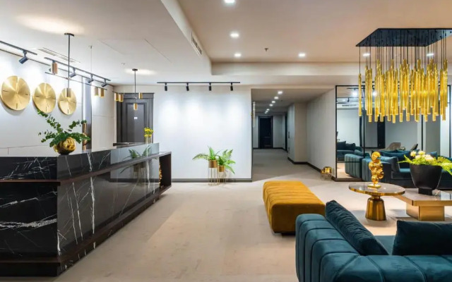 Hotel Metropol Club House