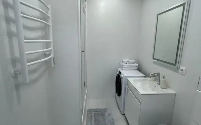 Svetlaya I Uyutnaya Studiya S Otkrytym Balkonom Flat