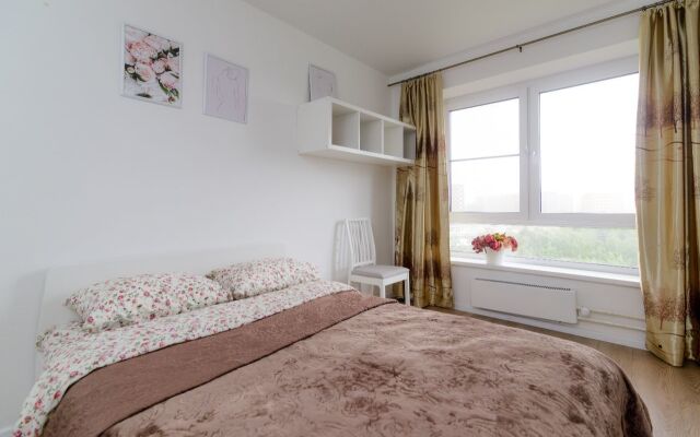 Na Salaryevskoy 16/1 Flat
