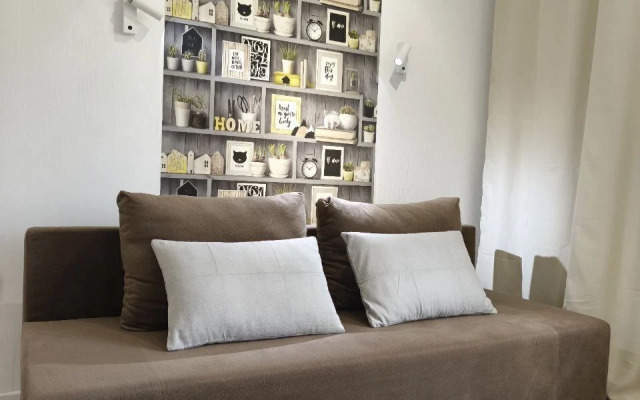 Na ulitse Dobrynina 17A Flat