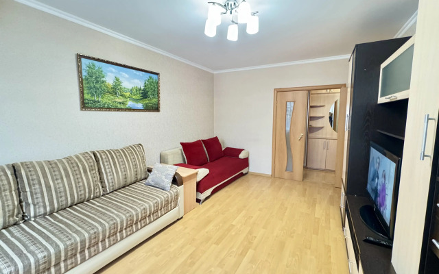 Na Ulitse Matrosova 46 Flat