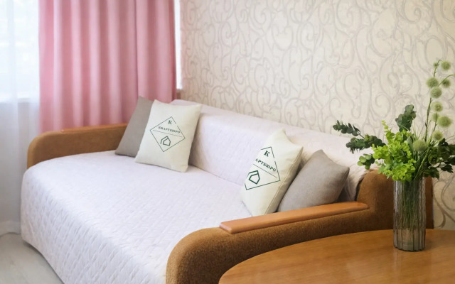 Квартира Двухкомнатная в Центре Города в Уссурийске