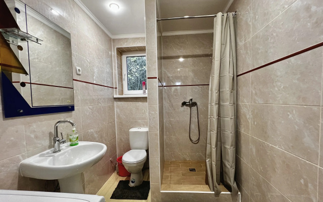 Гостевой дом Загородный таунхаус на берегу собственно водоёма