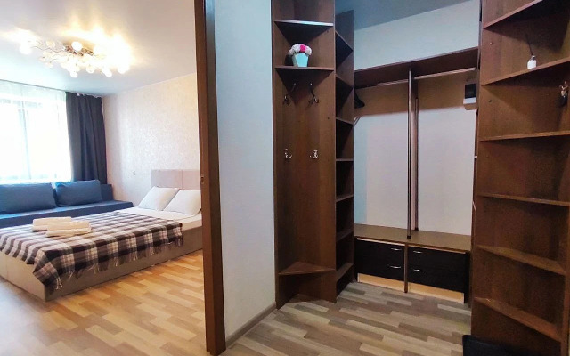 Uyutnaya Prostornaya V Novom ZHK Flat