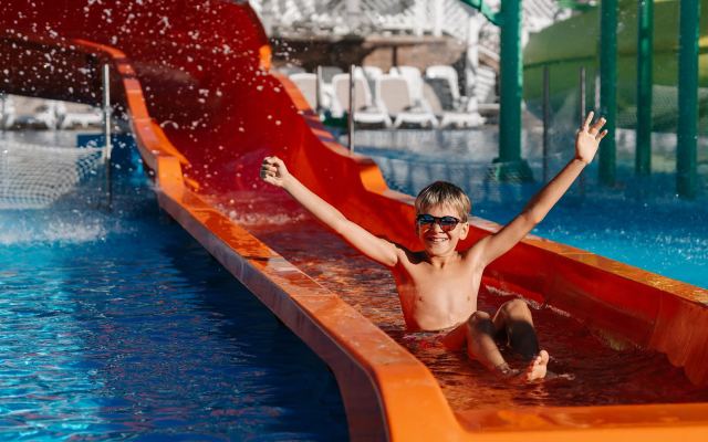 Курортный отель Alean Family Riviera