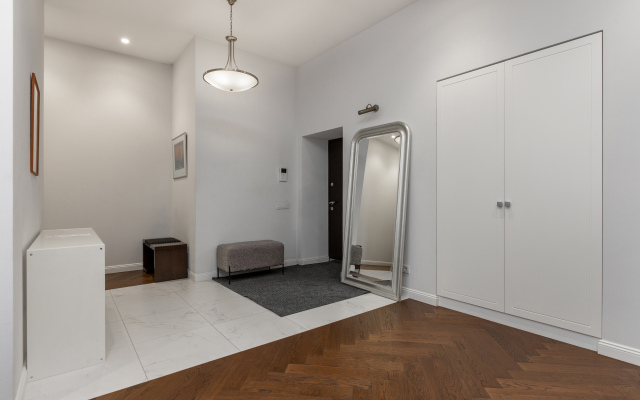 4-komnatnye HomeApart K. Marksa, 30 Apartments