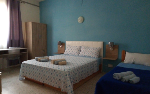 Tarona Guest house
