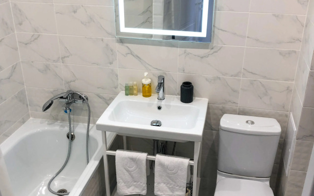 Uyutnaya 1 Komnatnaya V Tsentre Goroda Flat