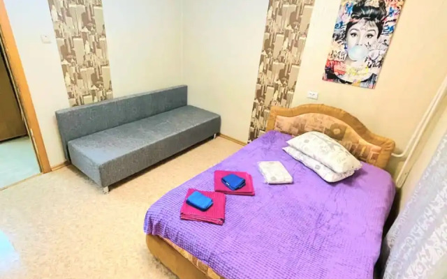 Na Zaparina 137A Apartments