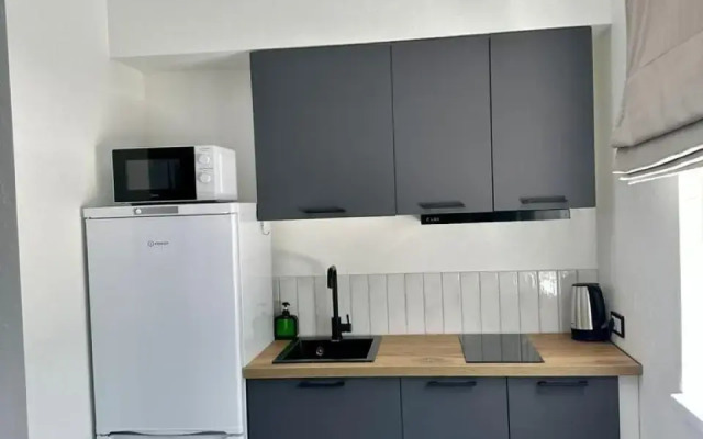 2-Kh Komnatnaya V Gostevom Dome Flat