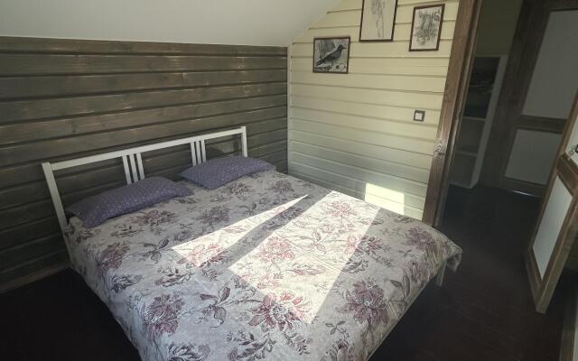 Частный дом Брусничный Коттедж с сауной