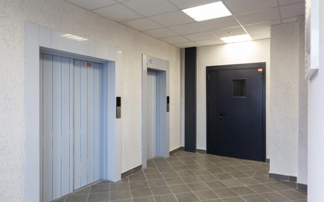 Studiya Ryadom s Lokomotiv Arenoj Flat