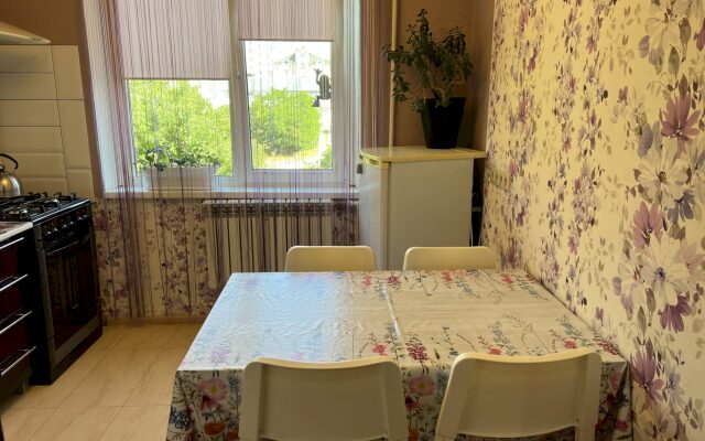 Апартаменты 351 Молодёжная 1